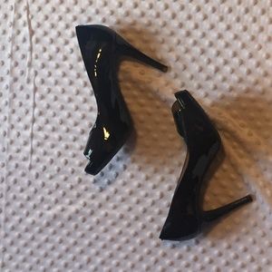 Antonio Melane black peep toe heels size 8.5